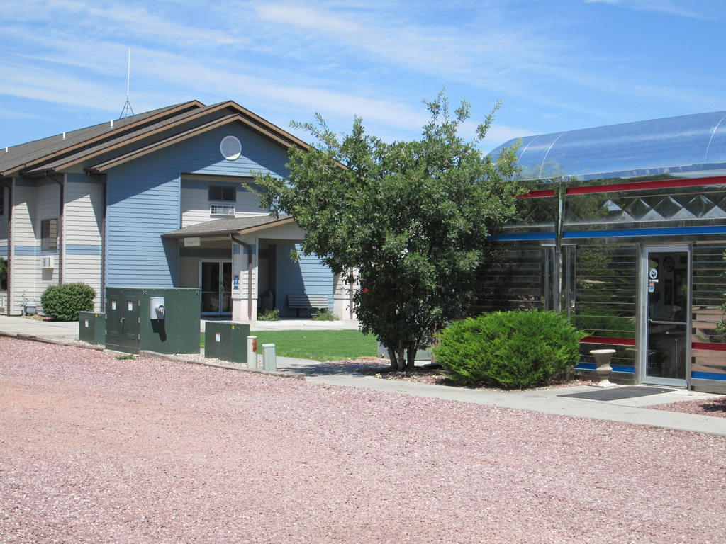 Travelodge By Wyndham Morrill Extérieur photo