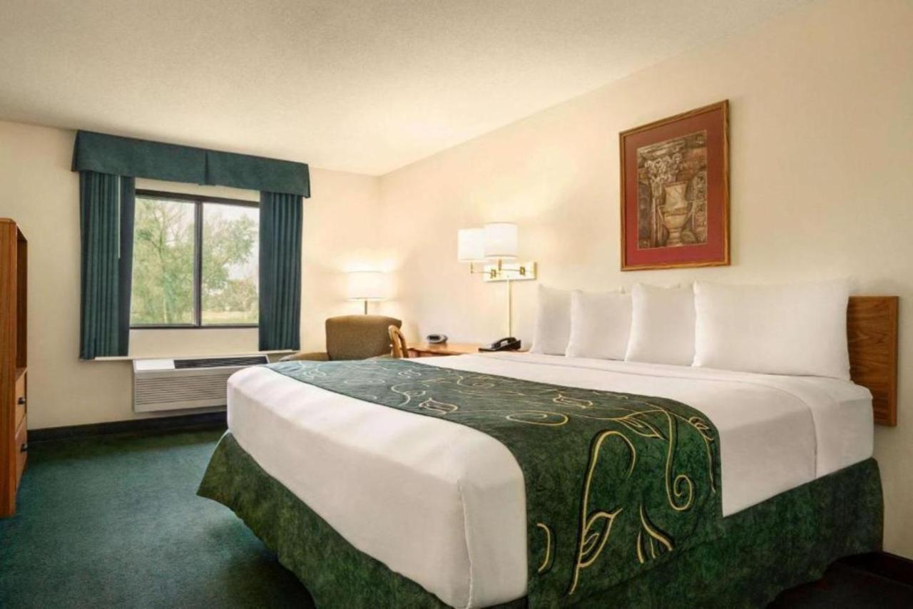 Travelodge By Wyndham Morrill Extérieur photo